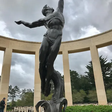 Le Chalet, Les Pieds Dans L'eau Dom wakacyjny *