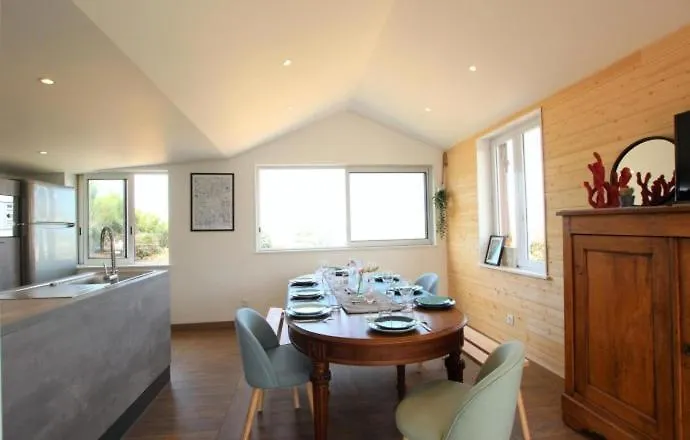 Le Chalet, Les Pieds Dans L'eau Casa de Férias