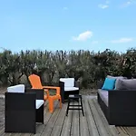 Дом отдыха Le Chalet, Les Pieds Dans L'eau Анель